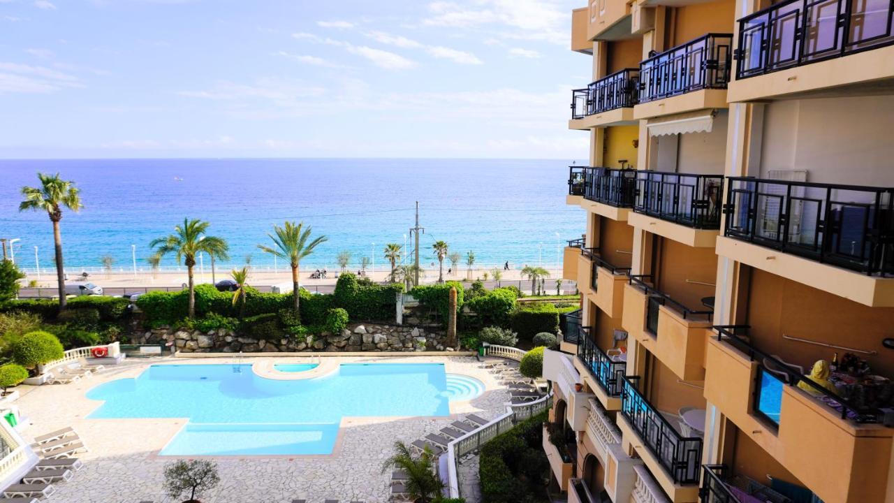 556, Vue Et Piscine By Palmazur Apartment Cannes